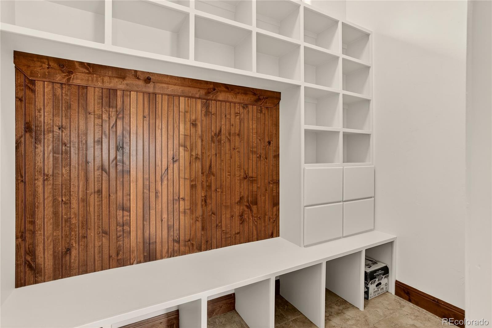 13585 Lauriston Place