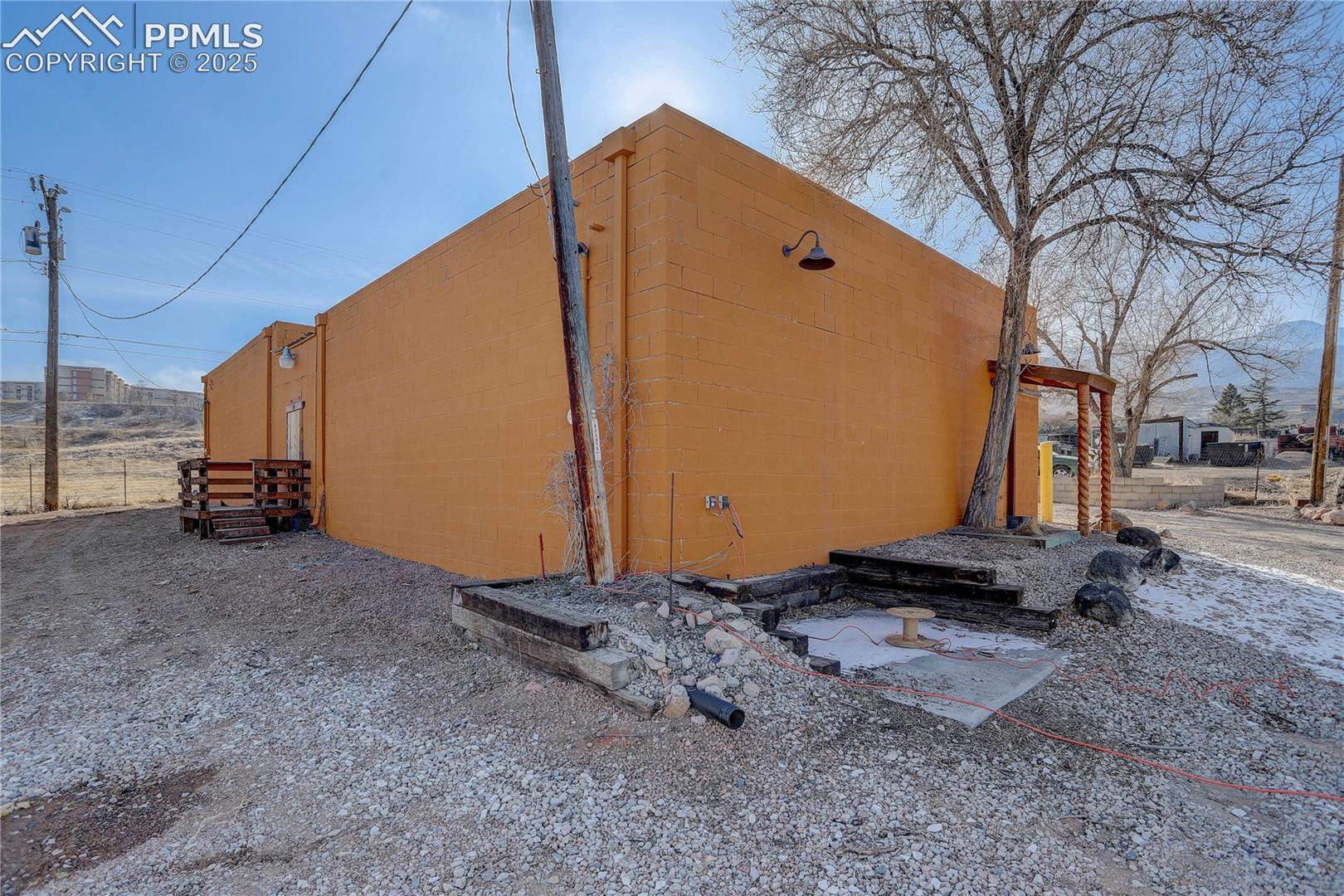 2427 Busch Avenue
