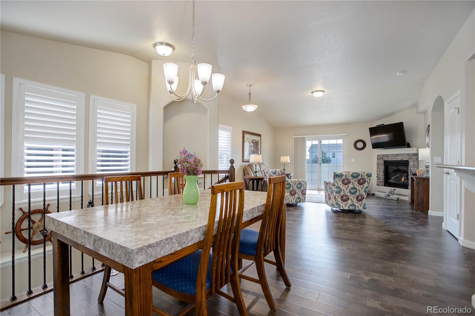 8032 Potentilla Grove