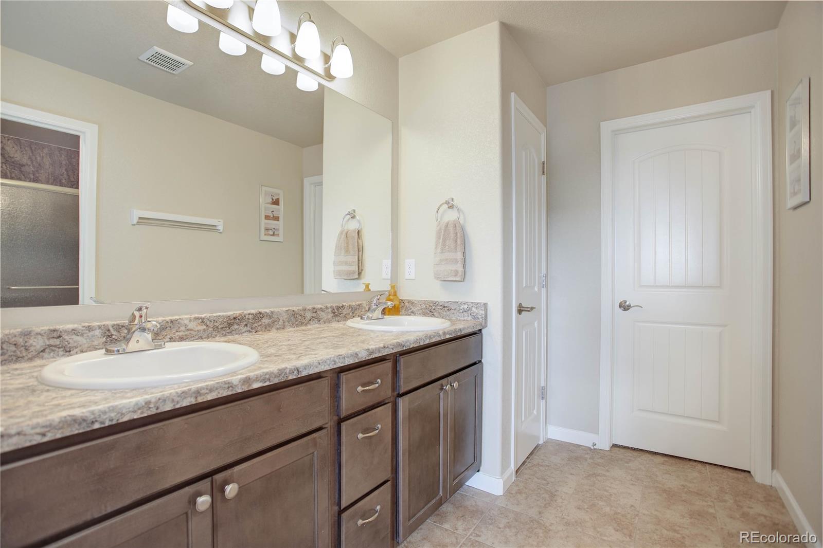 8032 Potentilla Grove