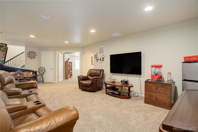 8032 Potentilla Grove