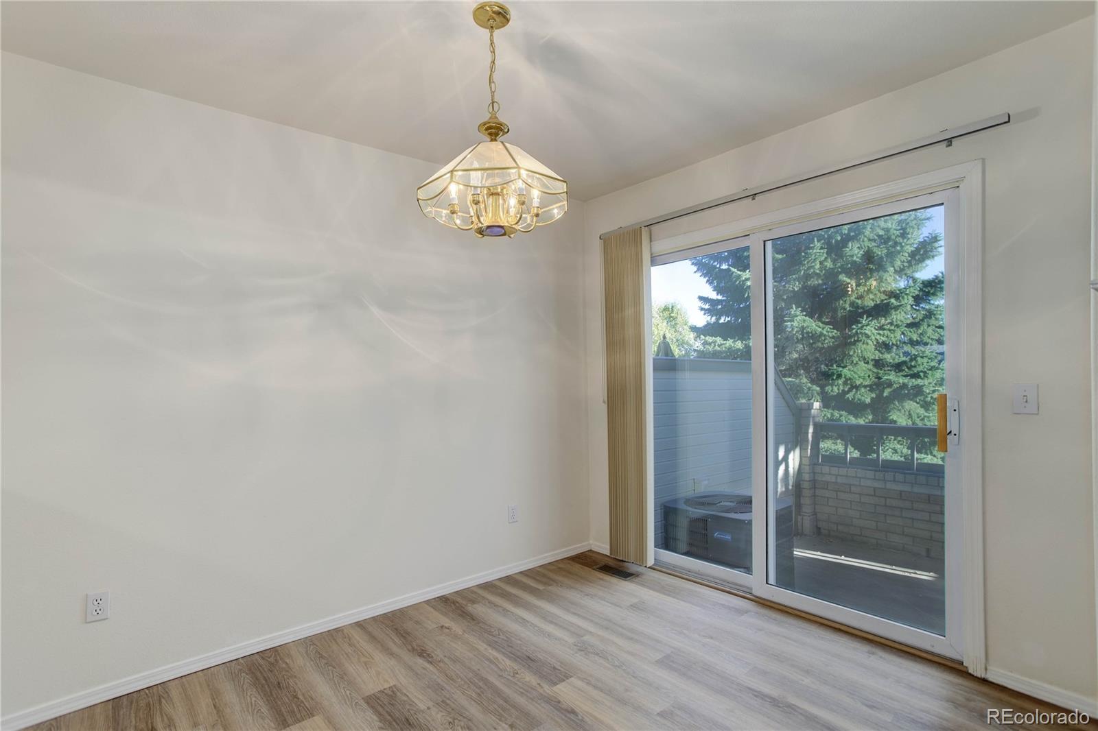 4715 Walking Horse Point