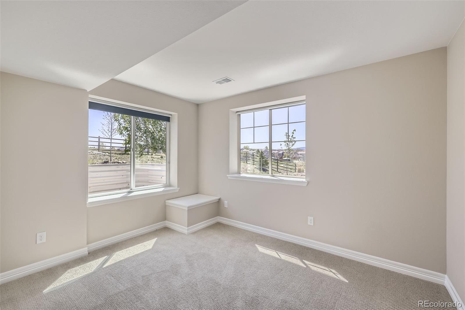 8661 Hunters Hill Lane