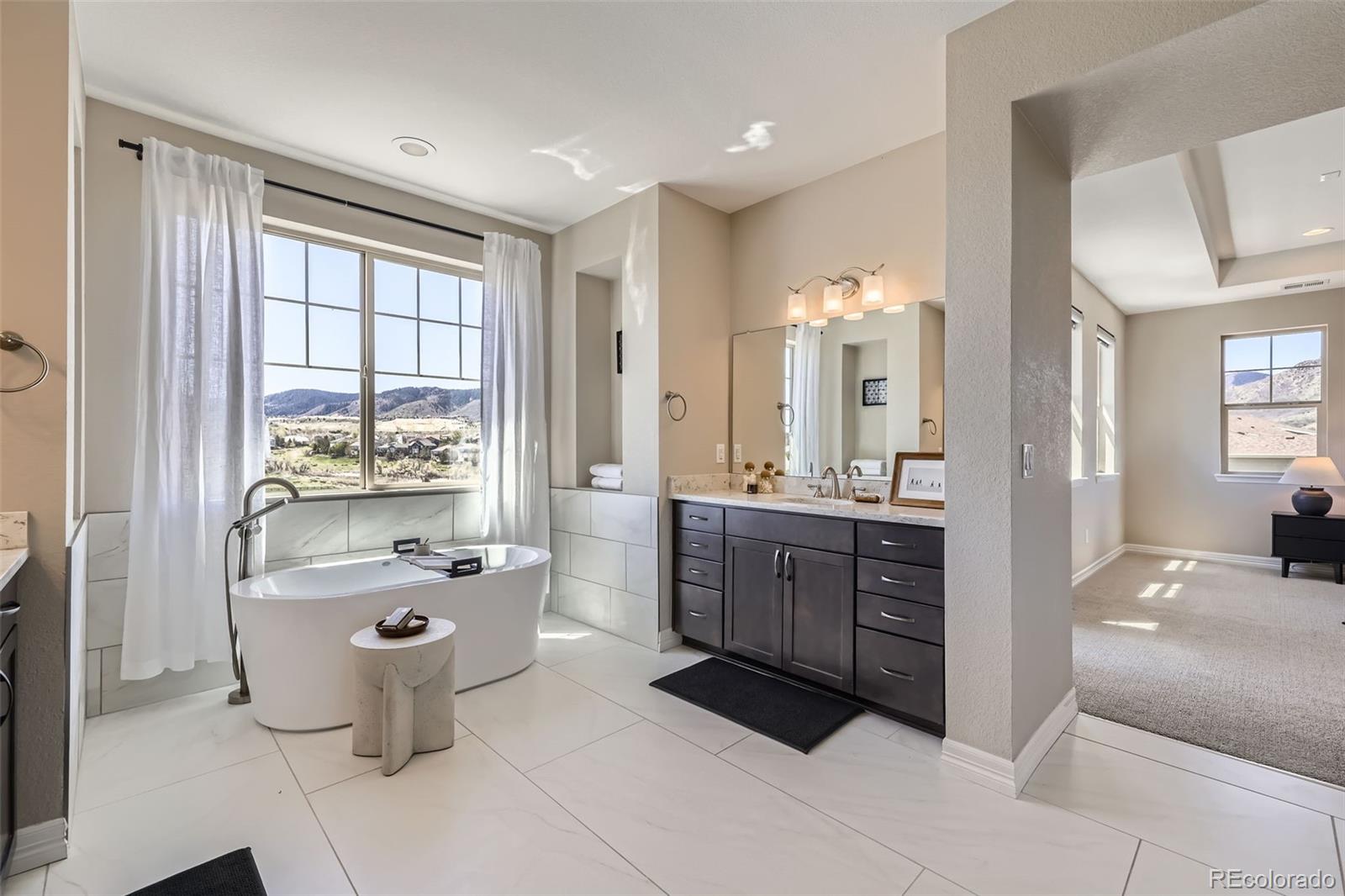 8661 Hunters Hill Lane