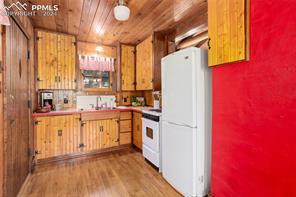 9245 Shoshone Road