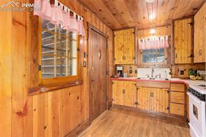 9245 Shoshone Road