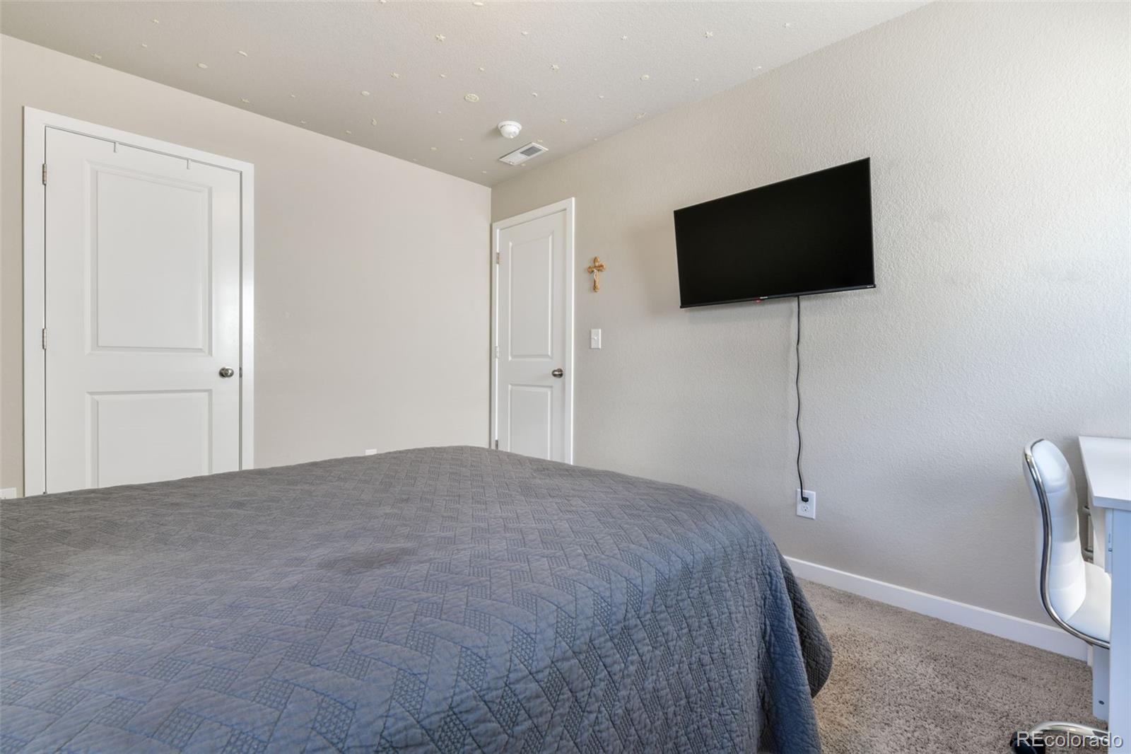 9646 Vistas Park Drive