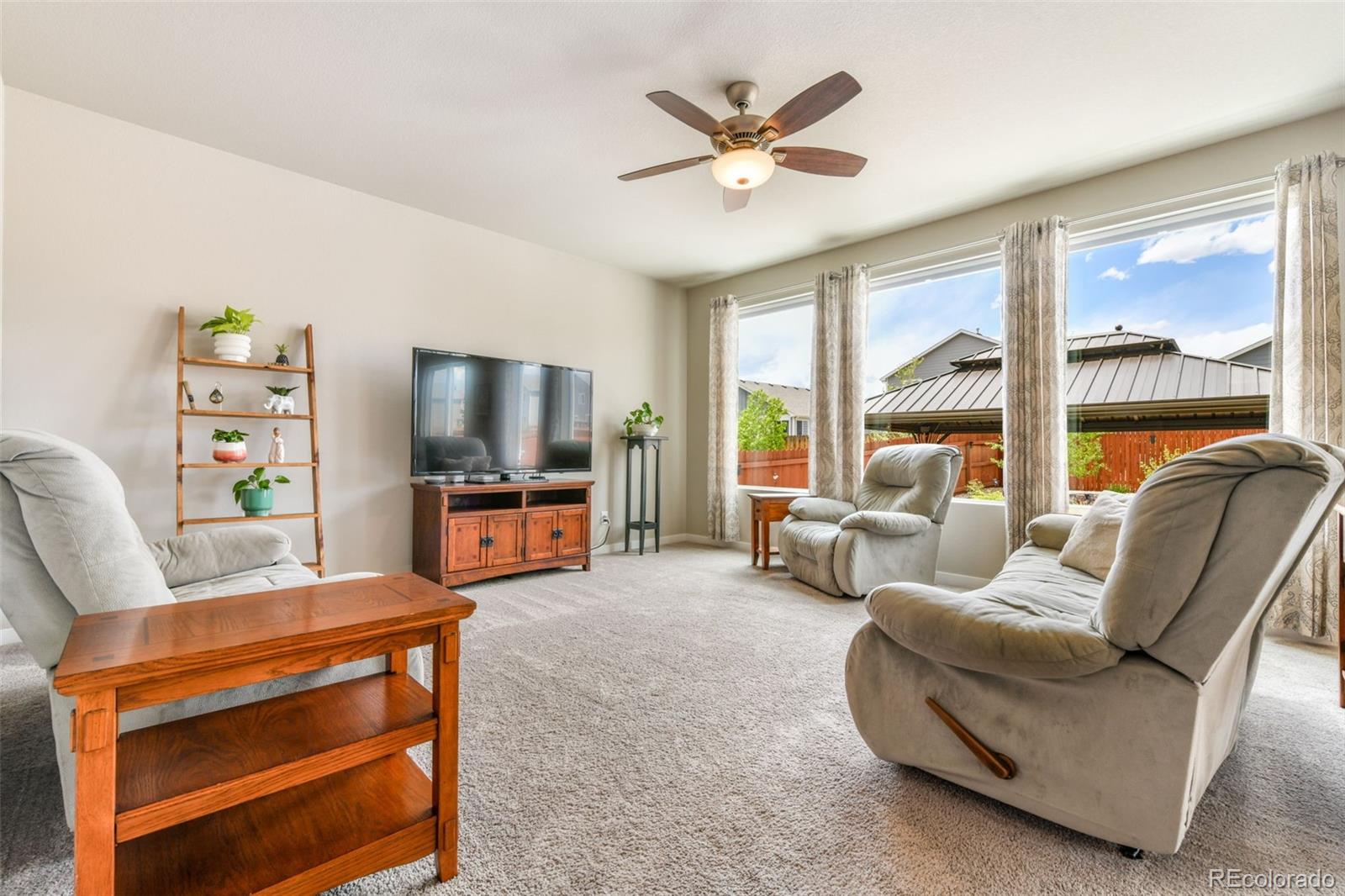 9646 Vistas Park Drive