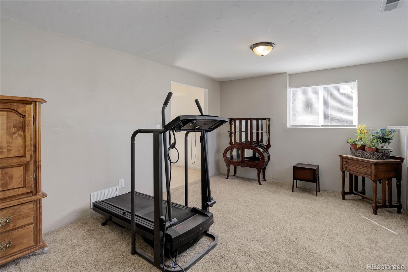 7323 Bonnie Brae Lane