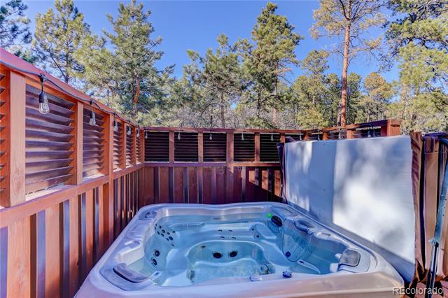 1520 Windwood Court