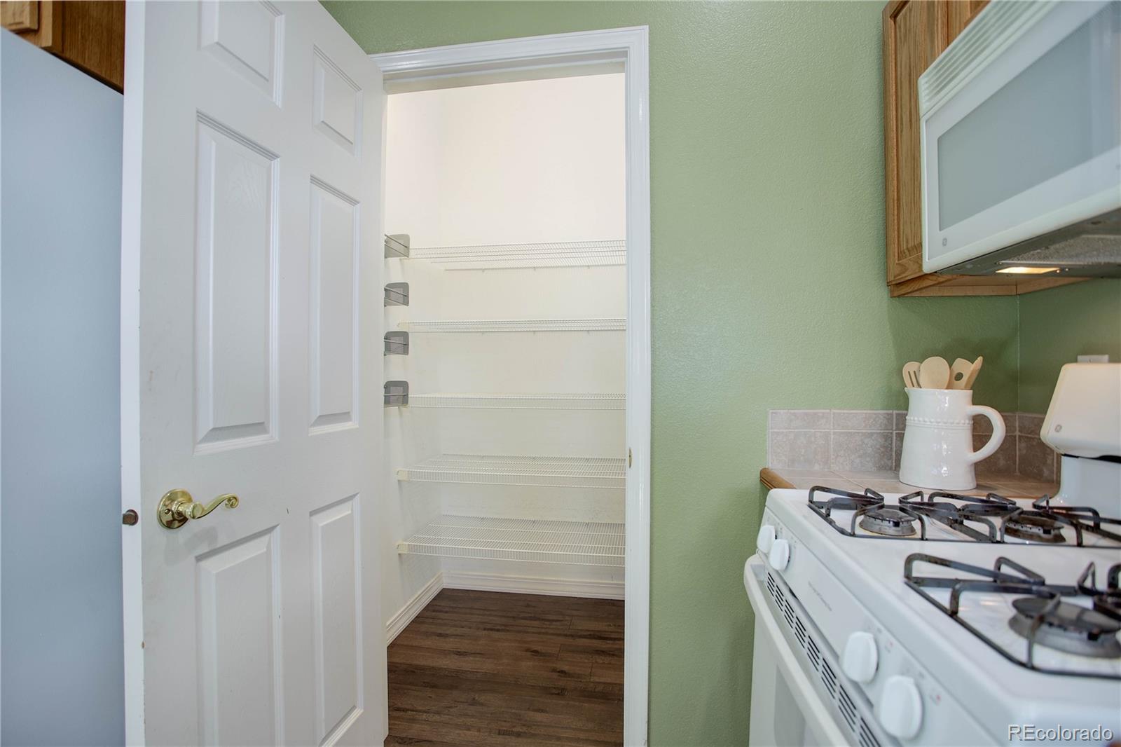 2154 Alpine Shadows View