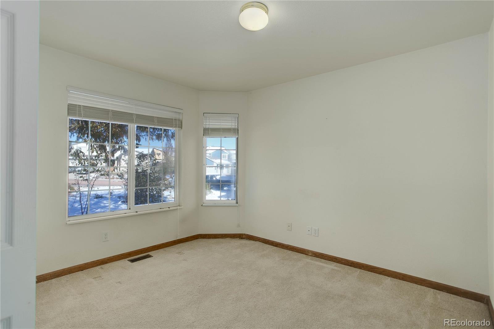 7152 Cliffrose Drive