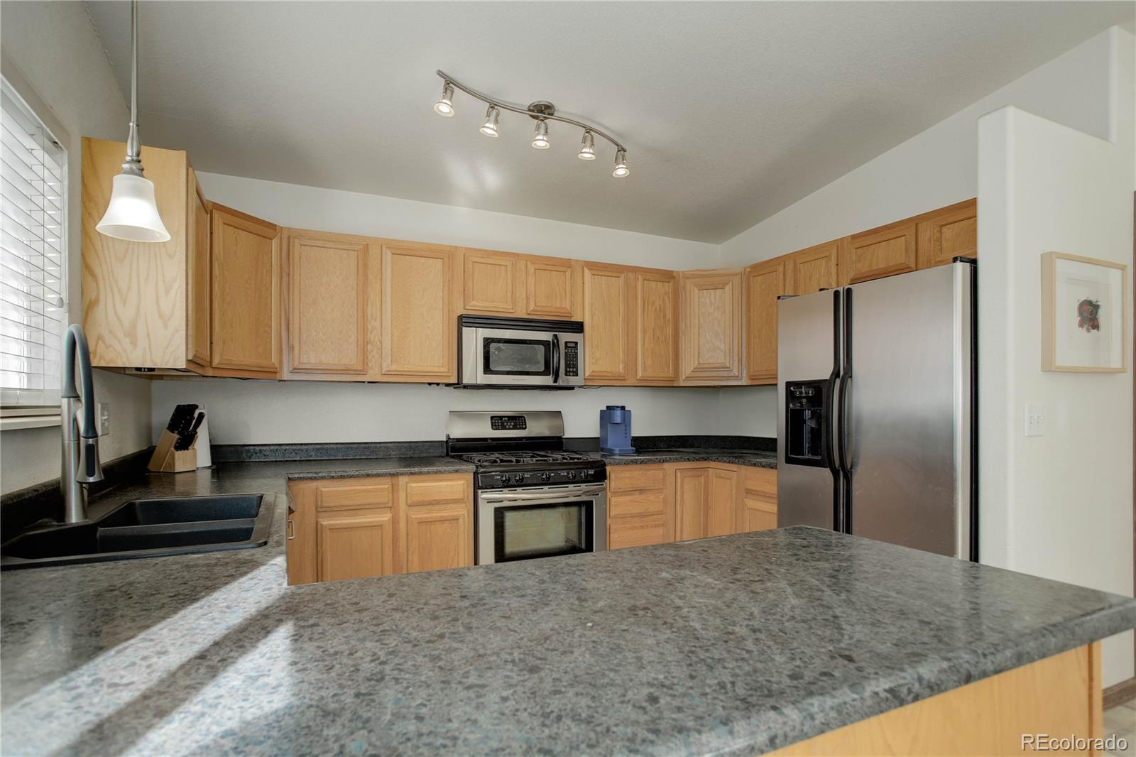 7152 Cliffrose Drive