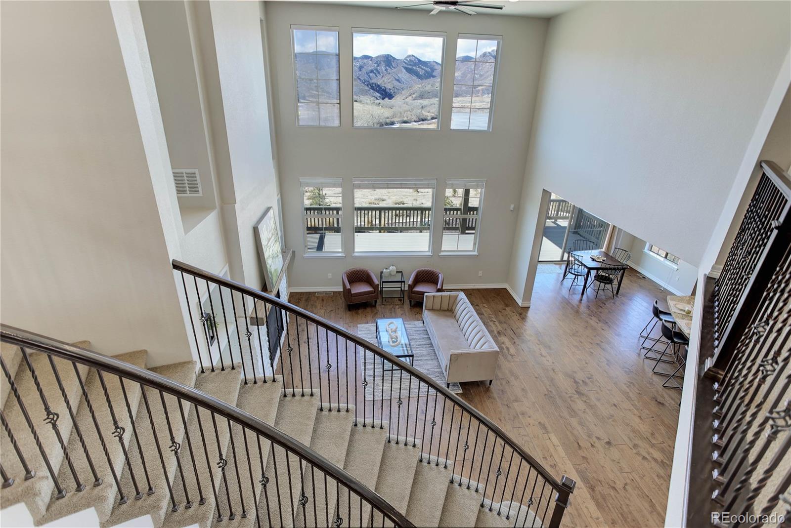 8727 Hunters Hill Lane