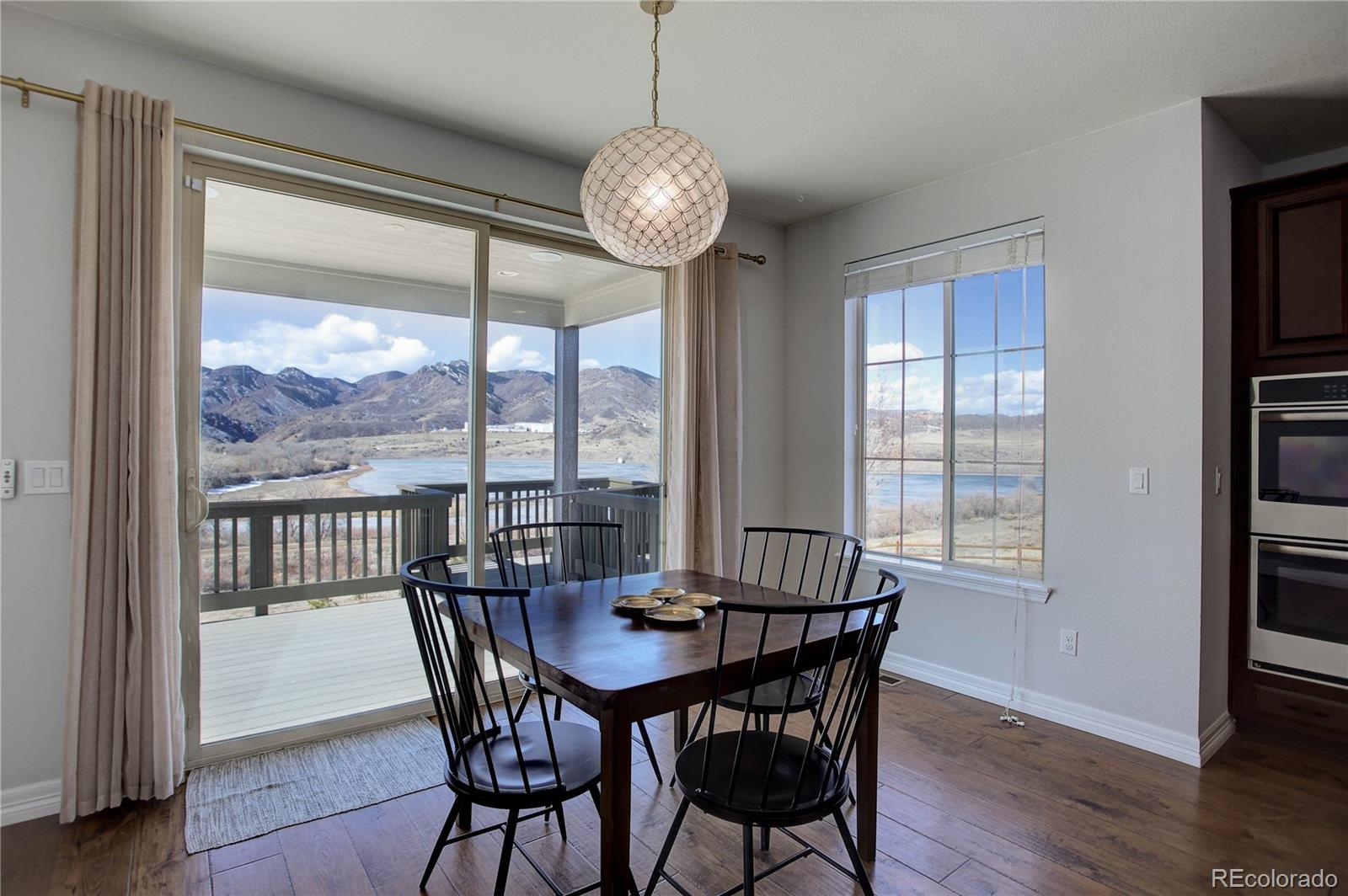 8727 Hunters Hill Lane