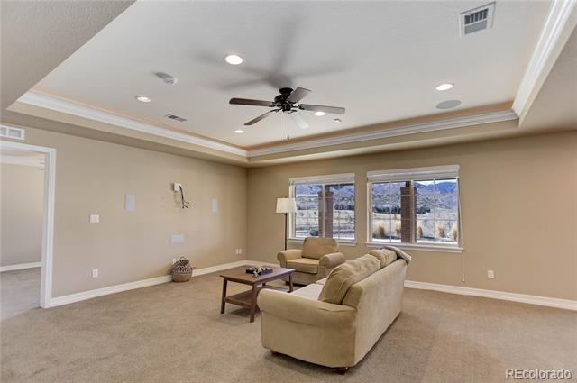 8727 Hunters Hill Lane