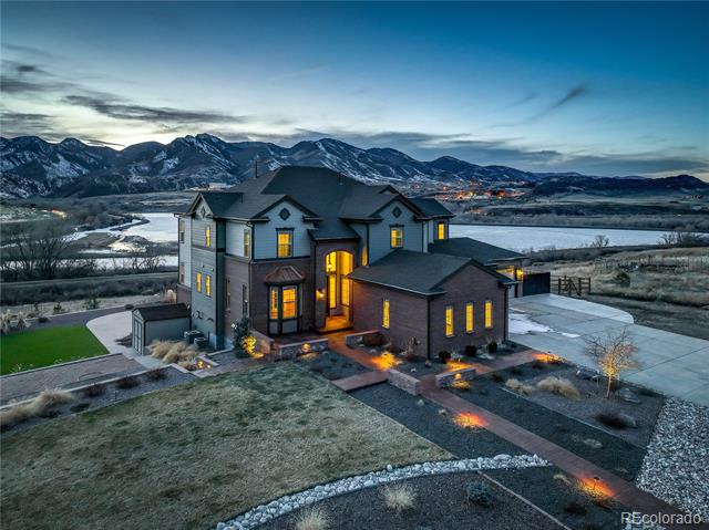 8727 Hunters Hill Lane