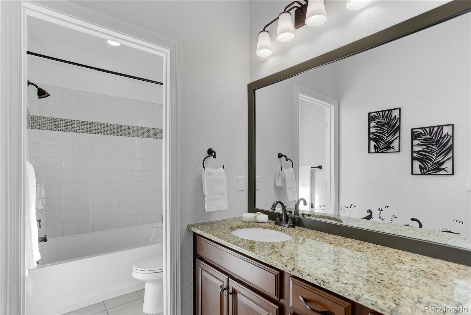 8727 Hunters Hill Lane