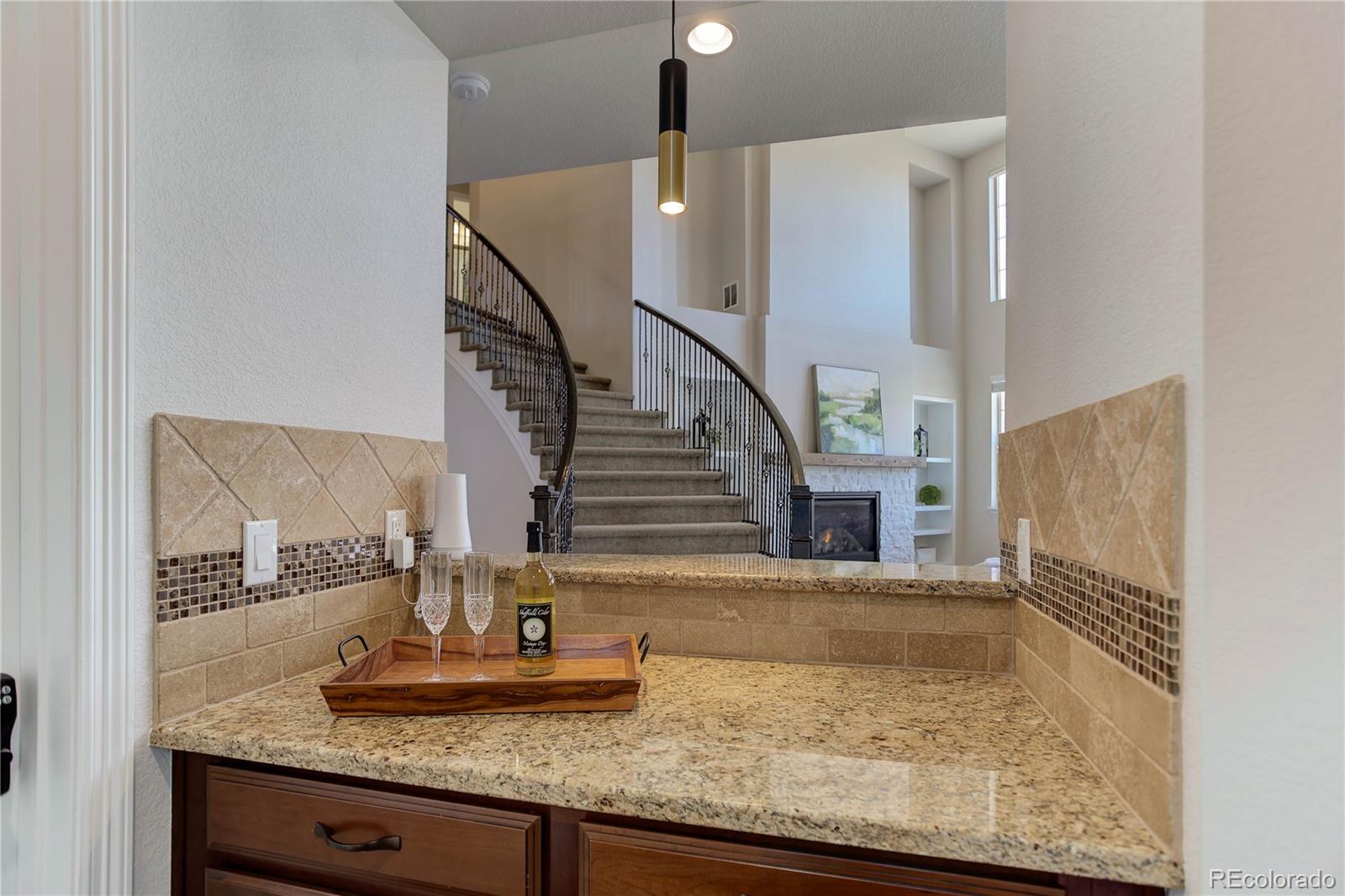 8727 Hunters Hill Lane