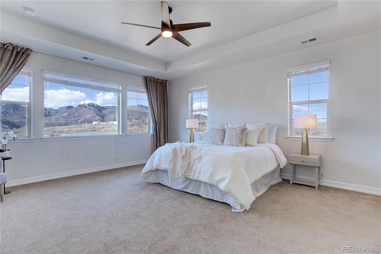 8727 Hunters Hill Lane