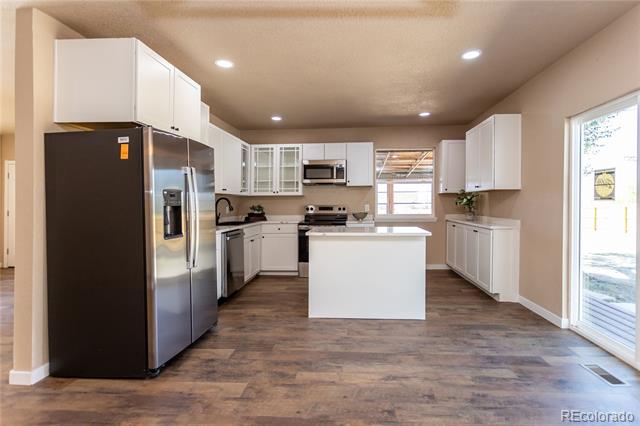 526 Crest Street