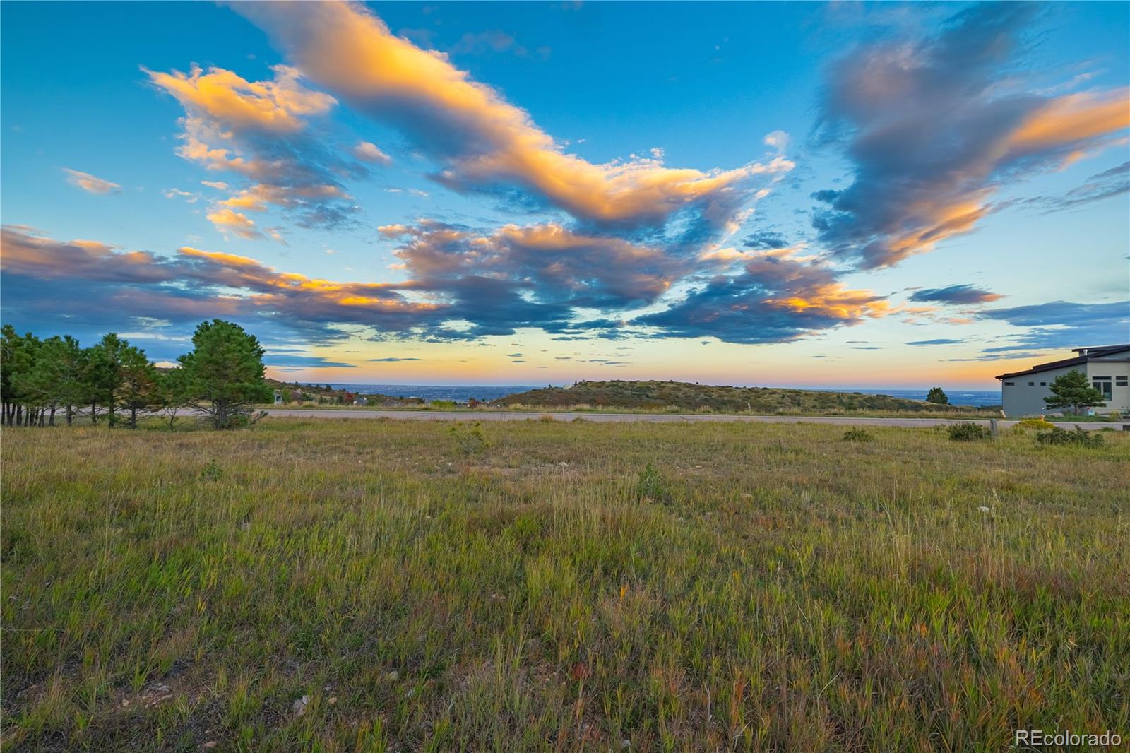 3760 Twisted Oak Circle