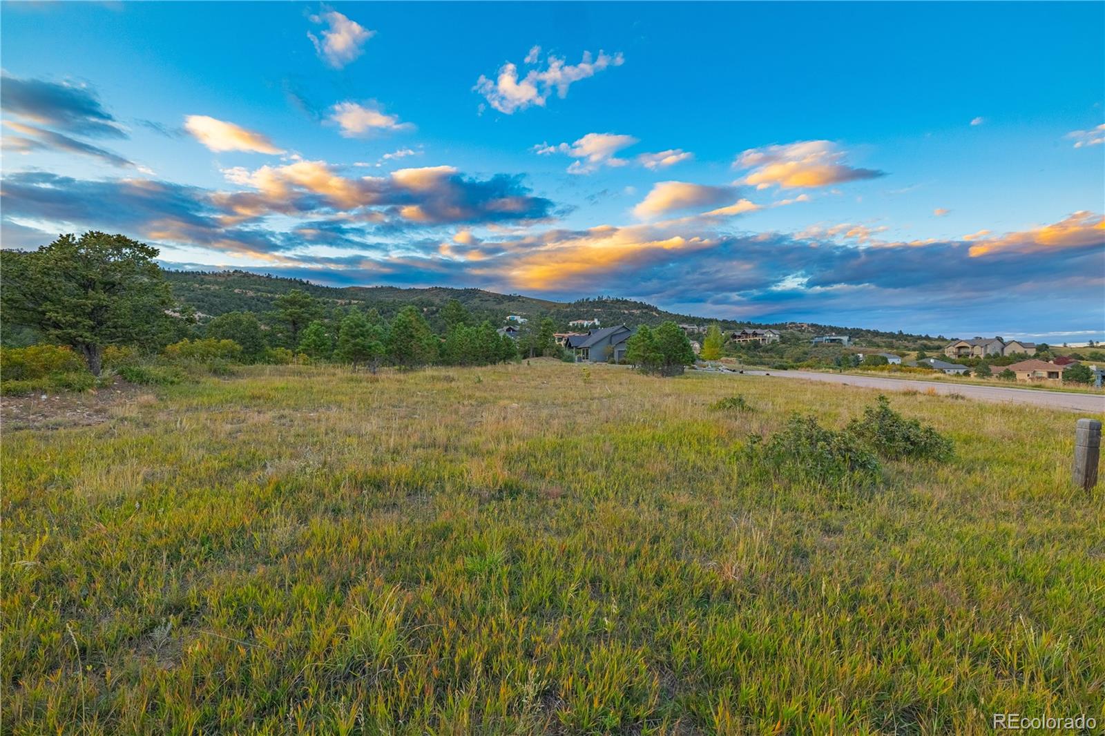 3760 Twisted Oak Circle