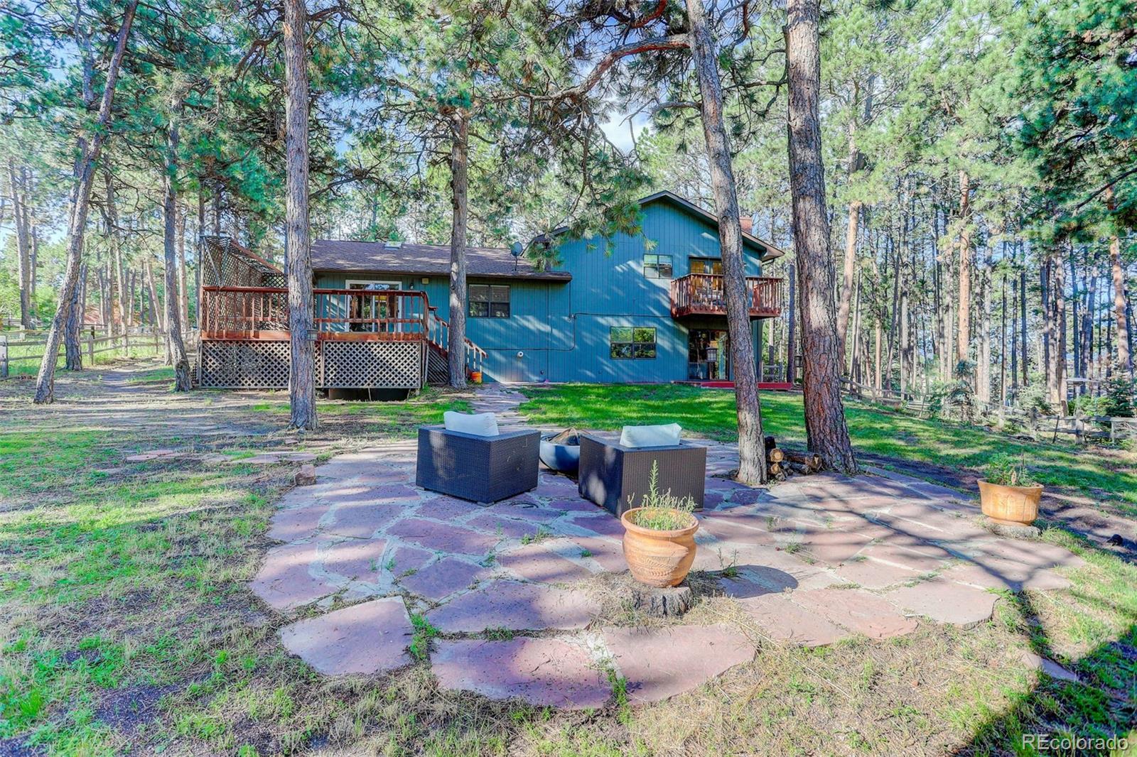 17950 New London Road