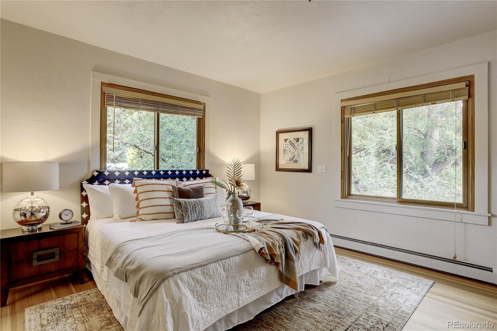 1604 W Cheyenne Road