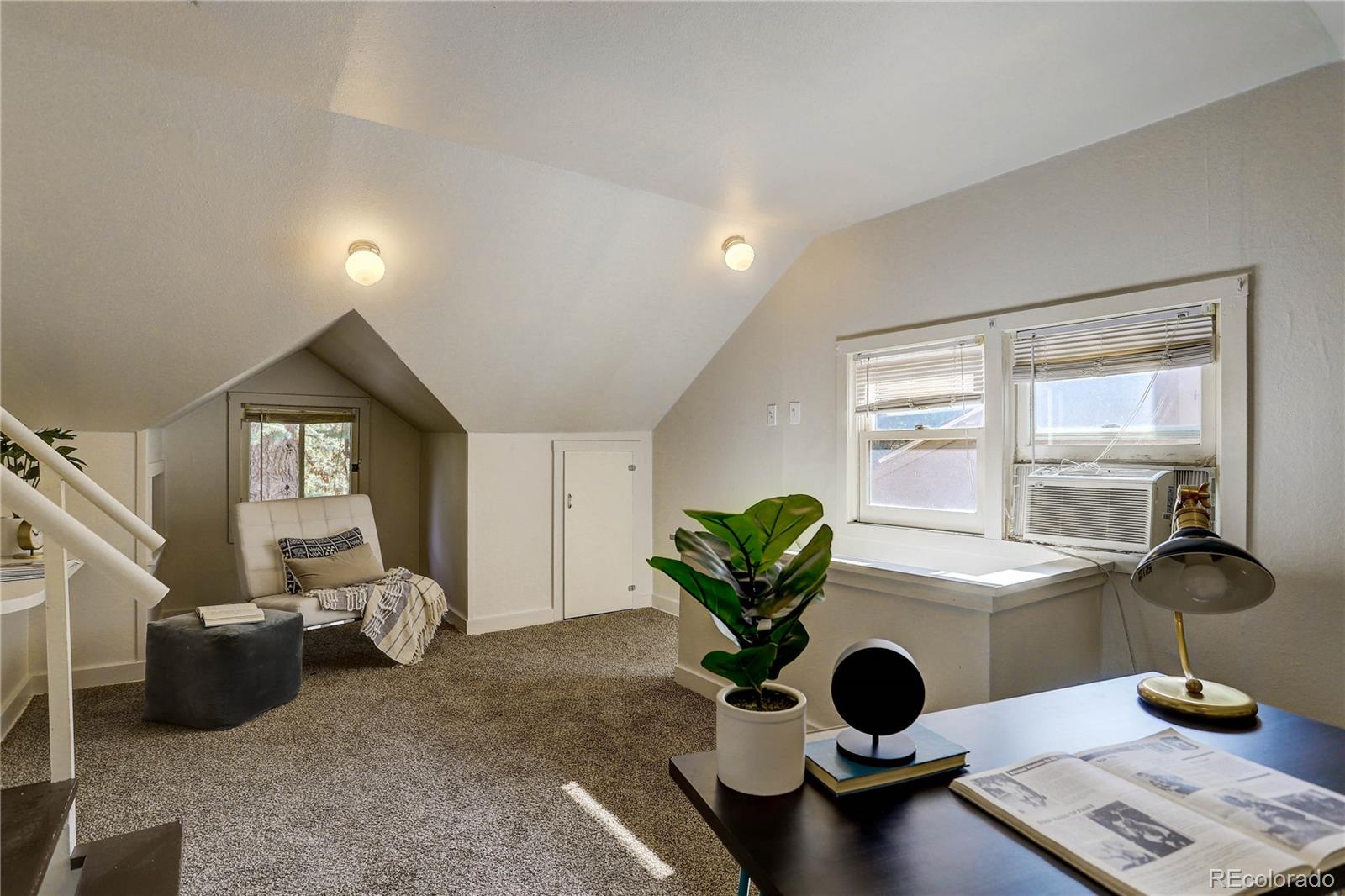 1604 W Cheyenne Road