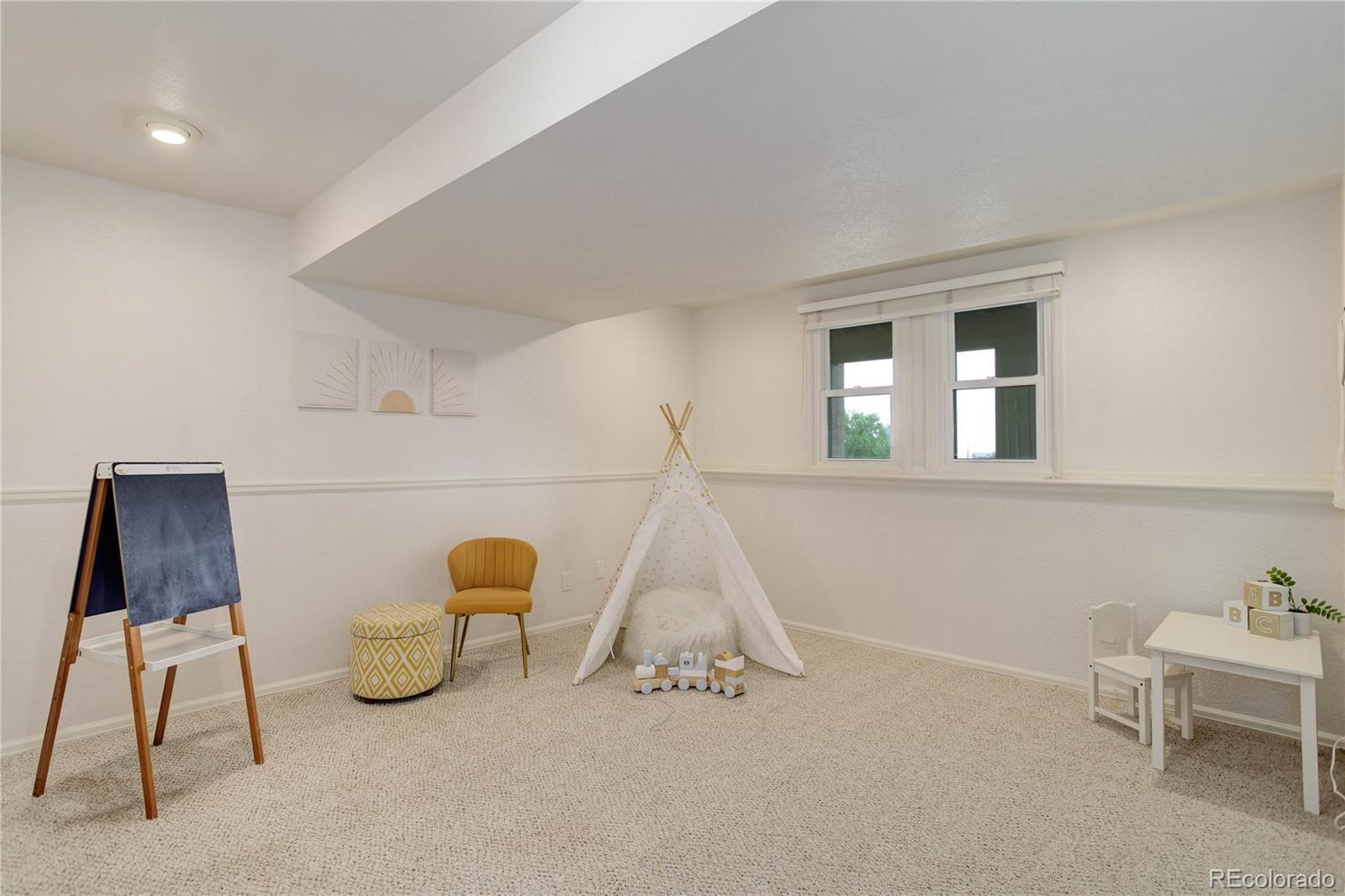 1985 Oak Hills Drive