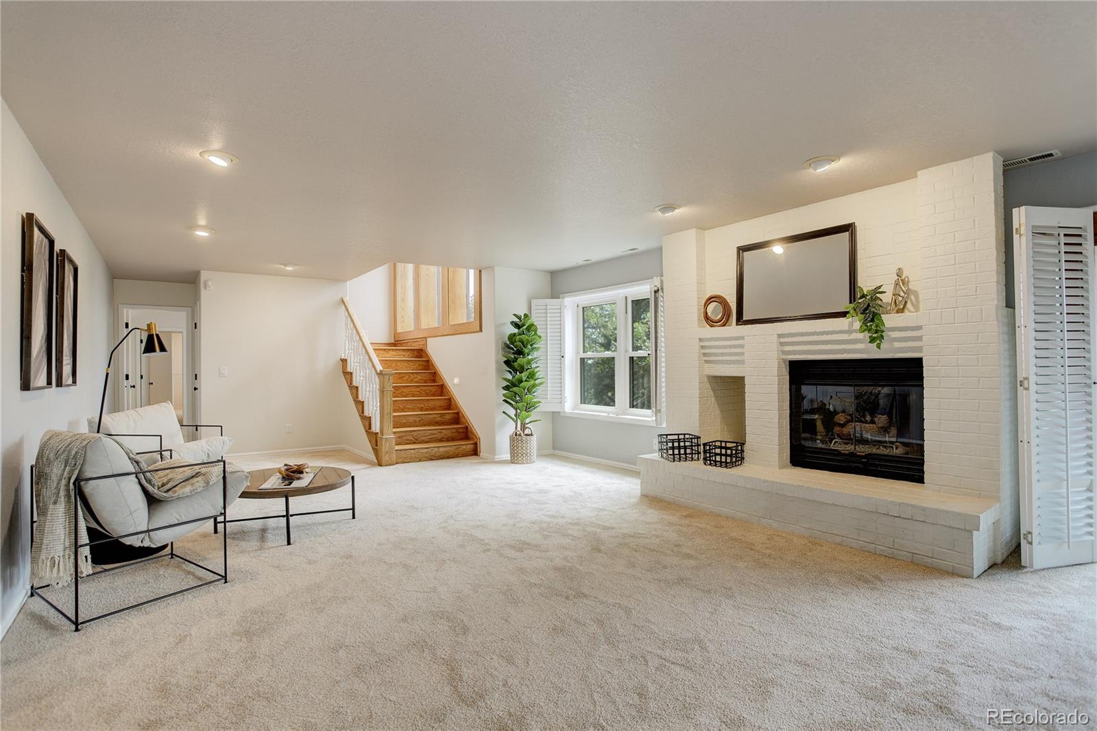 1985 Oak Hills Drive