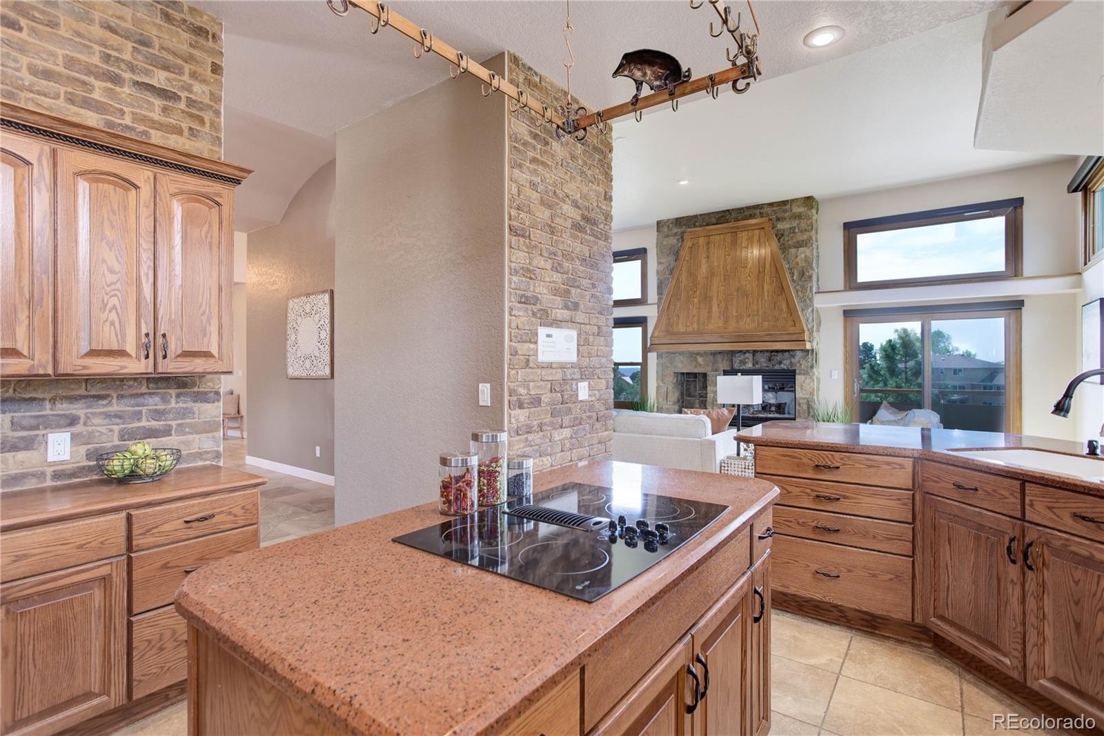 1985 Oak Hills Drive