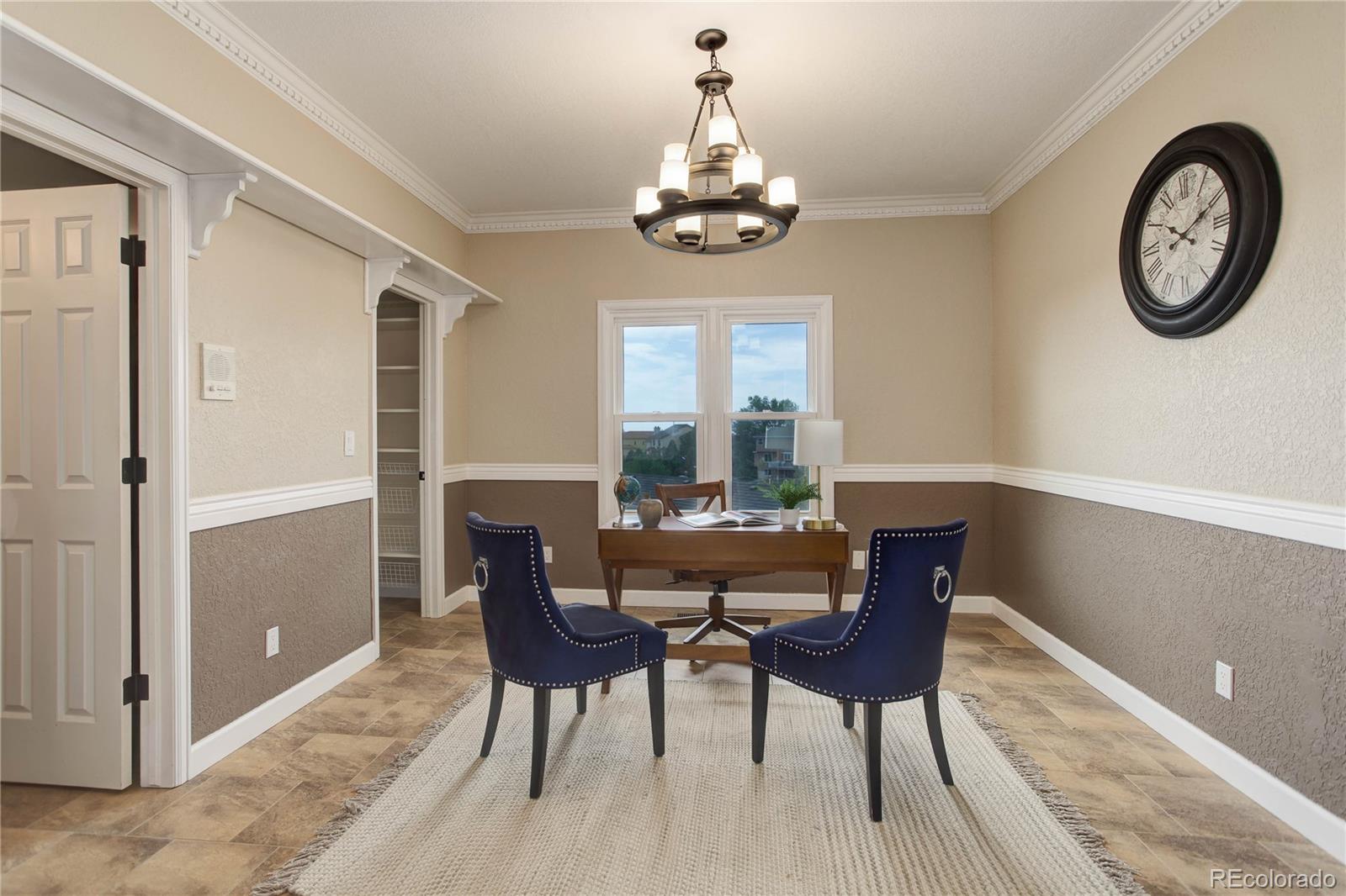 1985 Oak Hills Drive