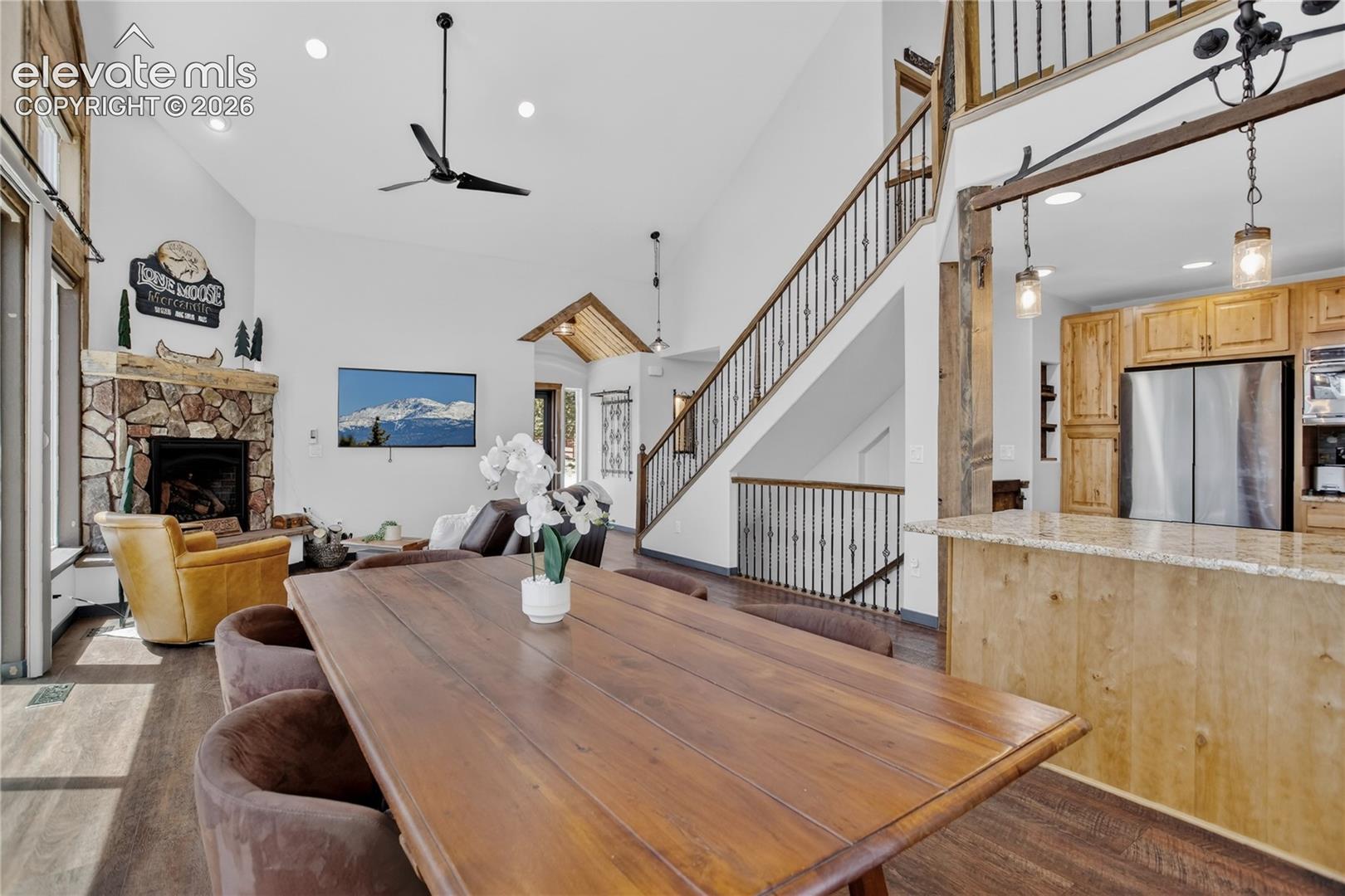 341 Rainbow Trail