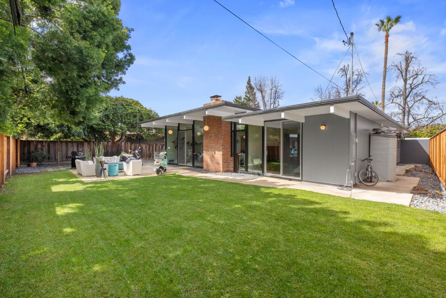 1652 Fairorchard AVE