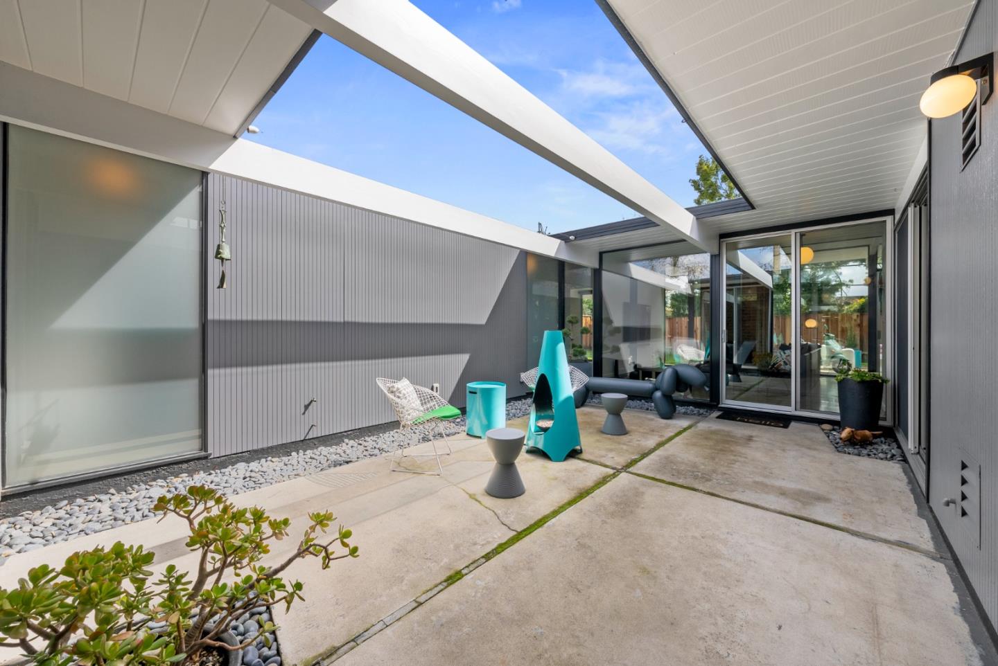 1652 Fairorchard AVE