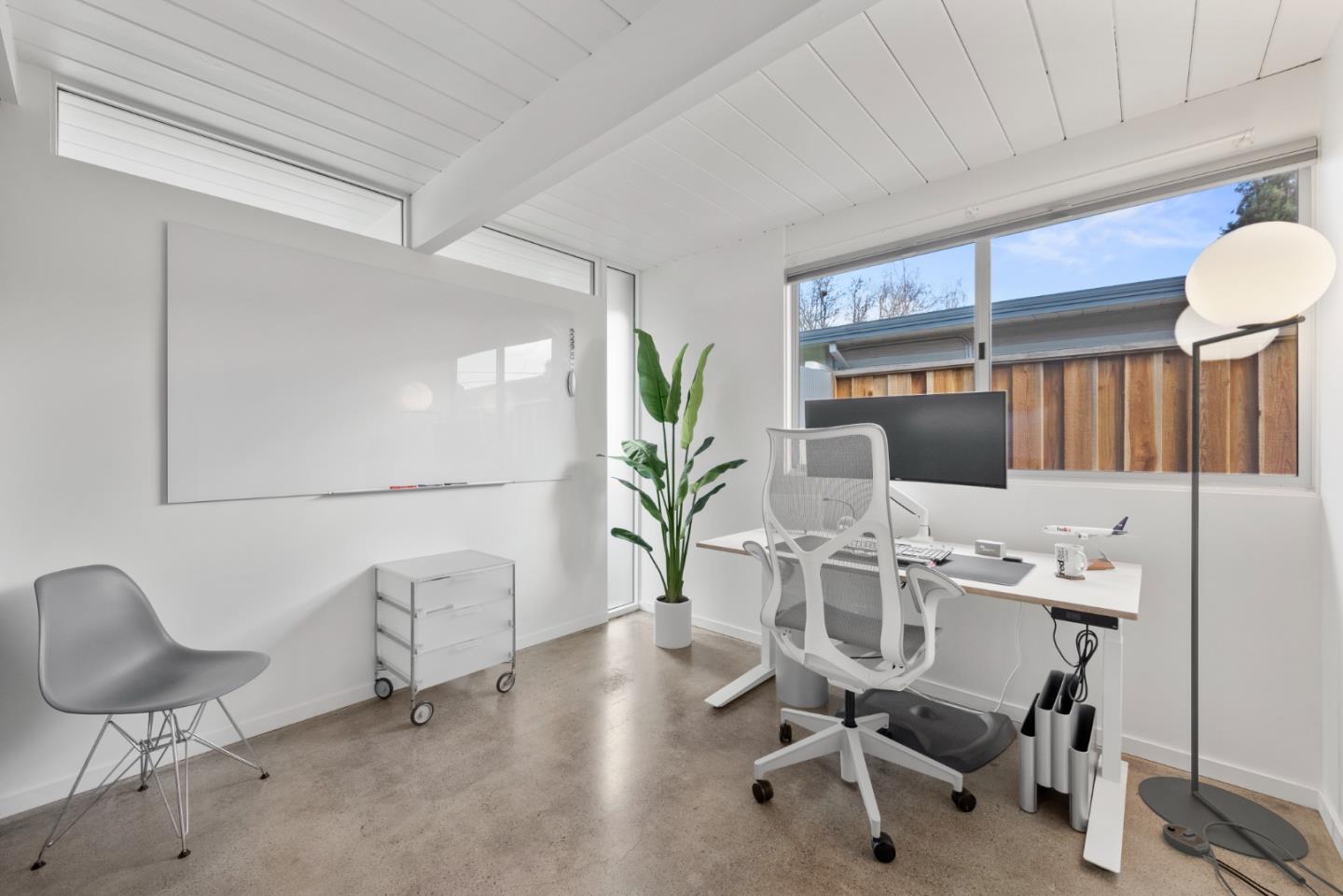 1652 Fairorchard AVE