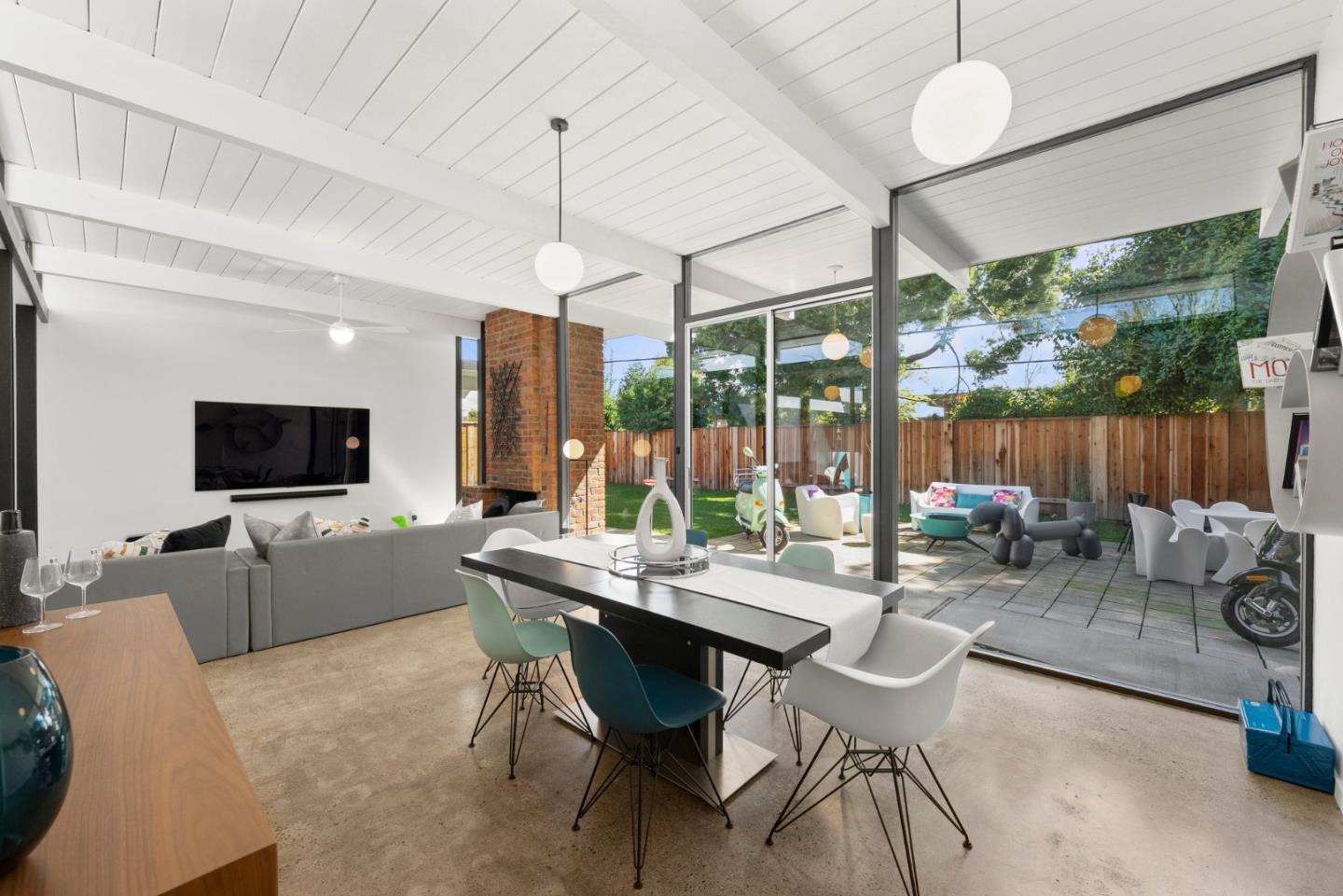 1652 Fairorchard AVE