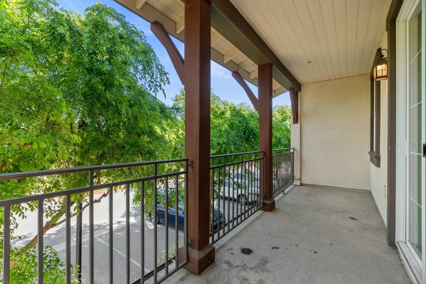 15735 Ibiza LN