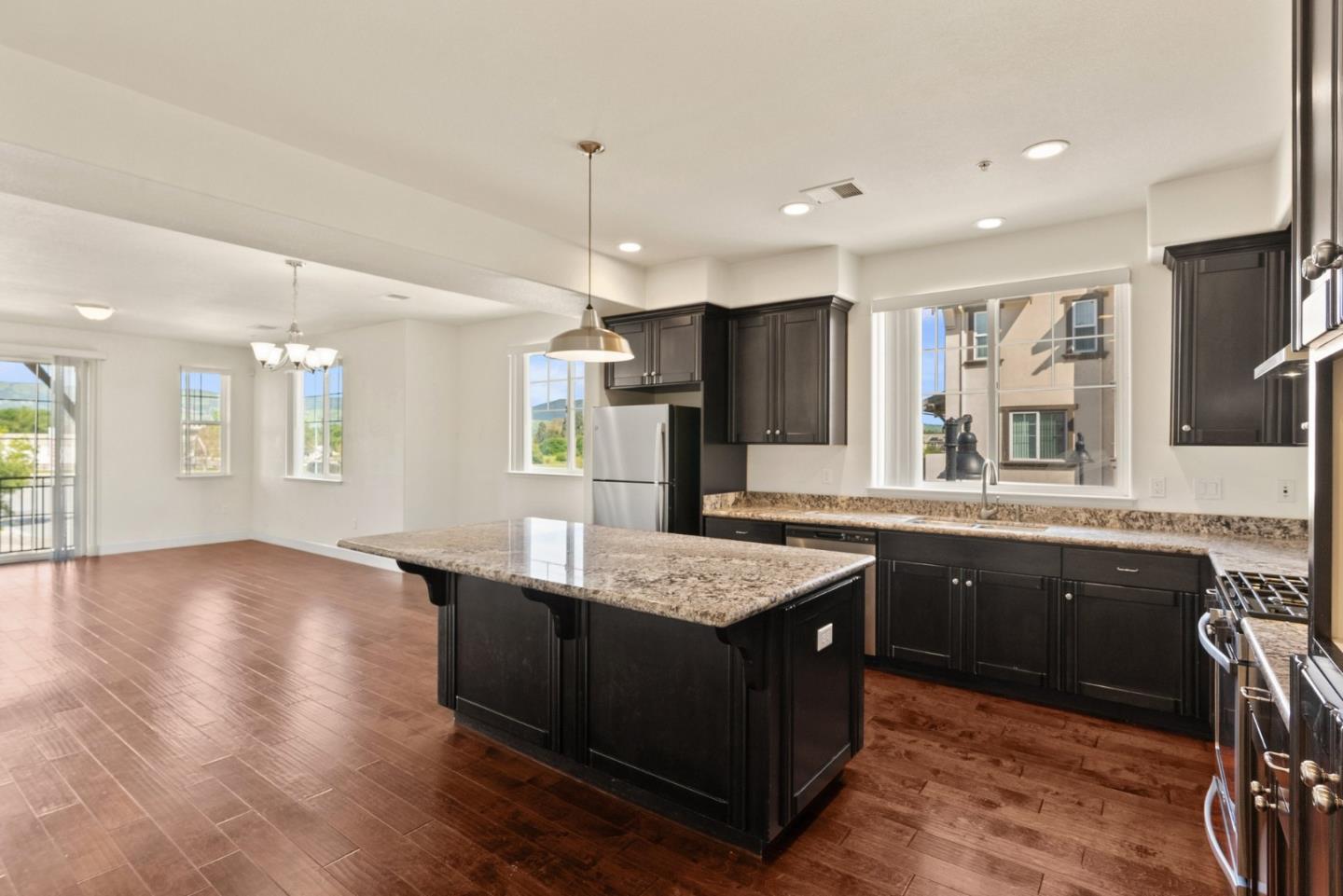 15705 Ibiza LN