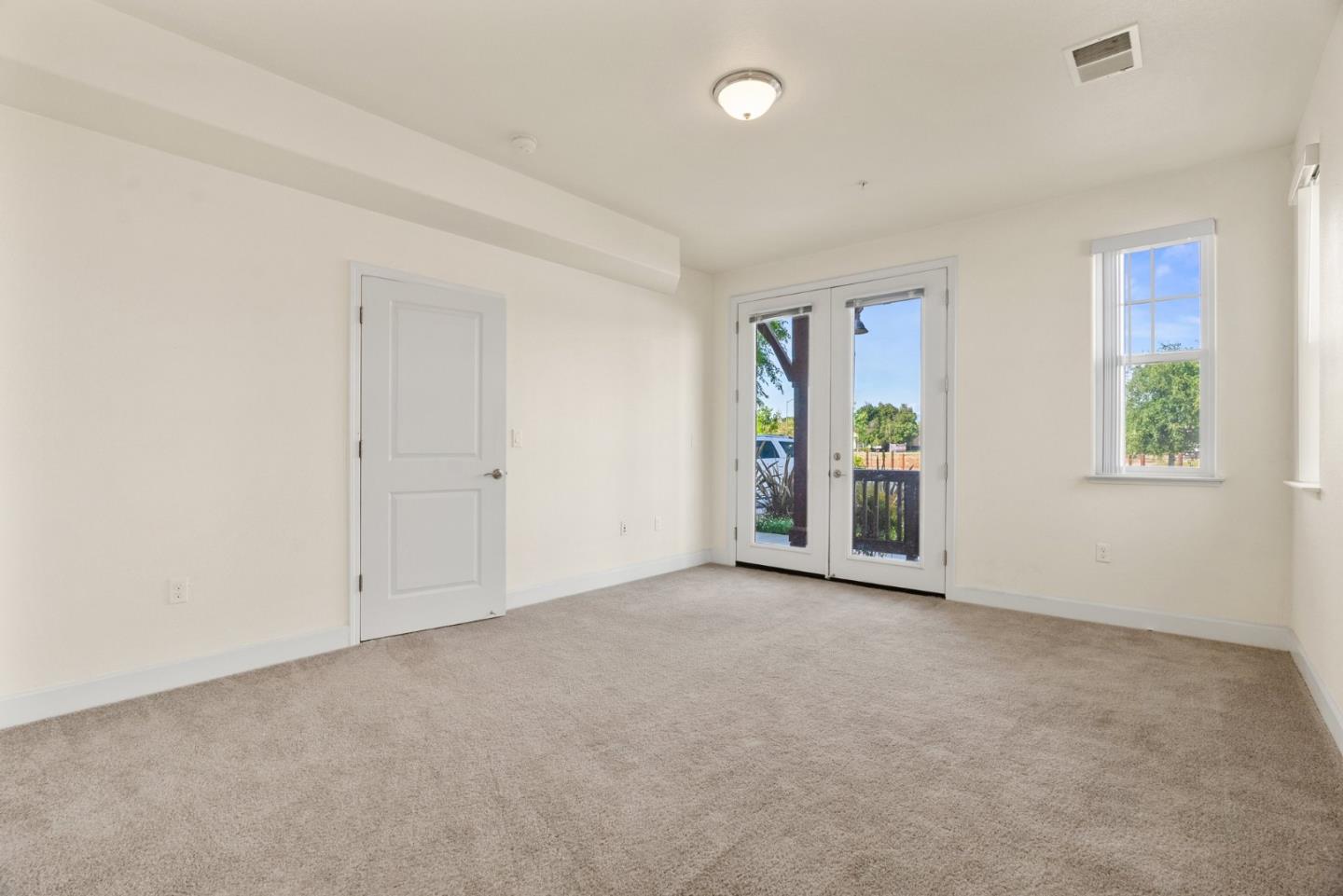 15705 Ibiza LN