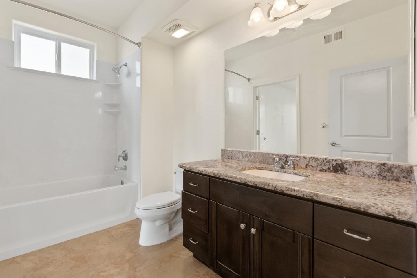 15705 Ibiza LN