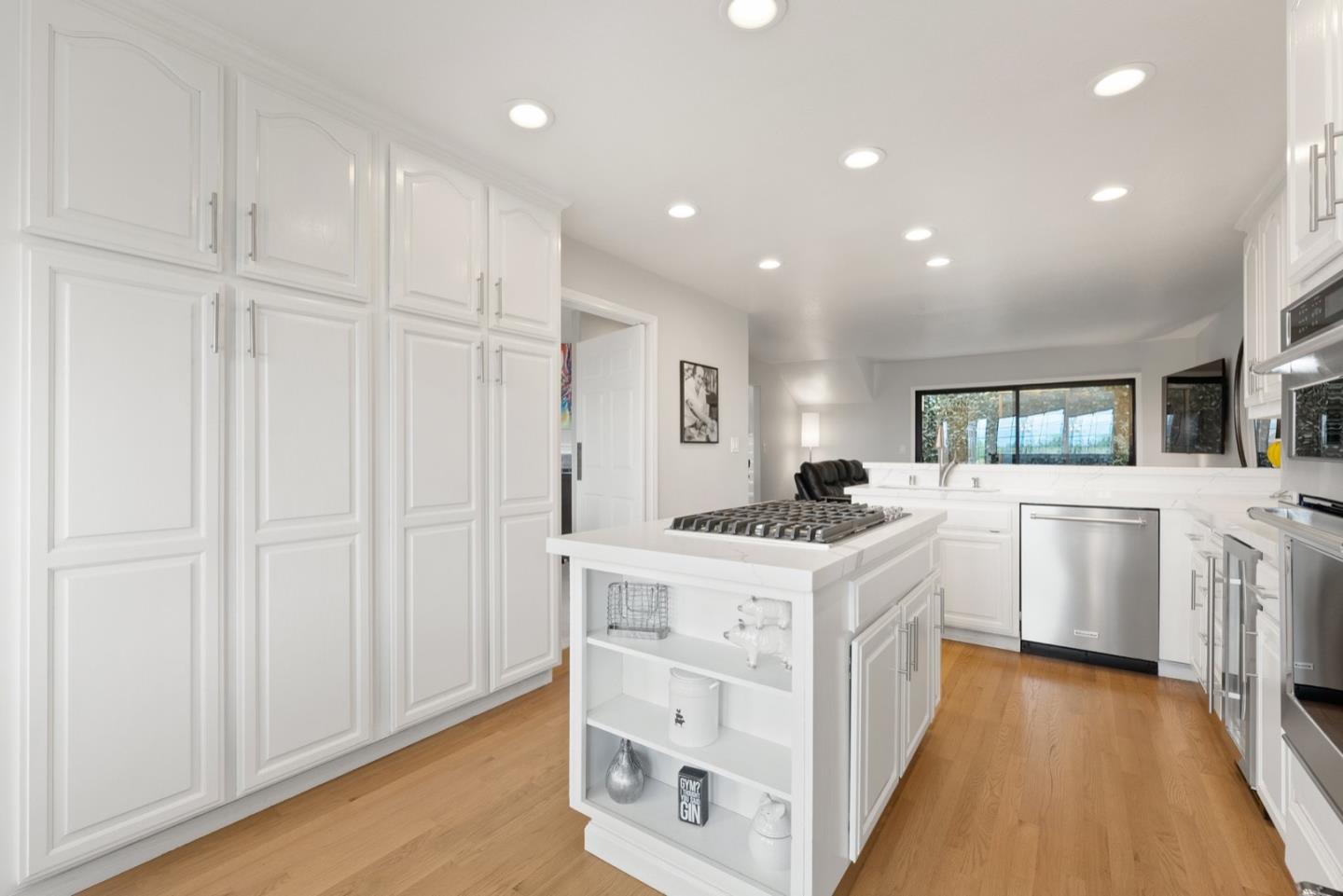 1291 Mokelumne PL