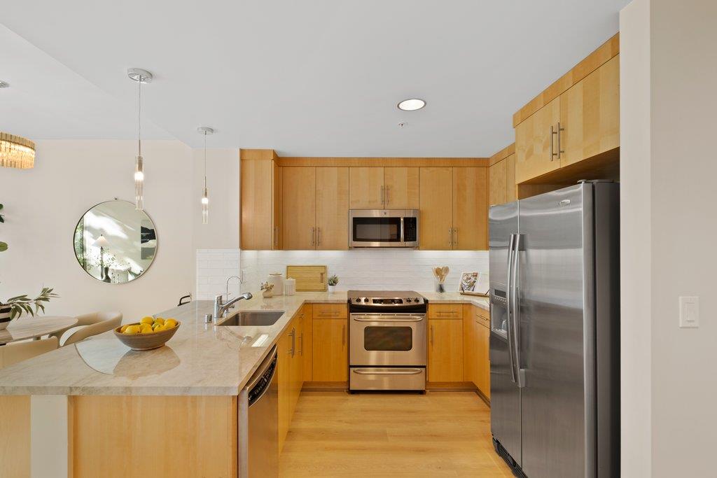 38 N Almaden BLVD 403