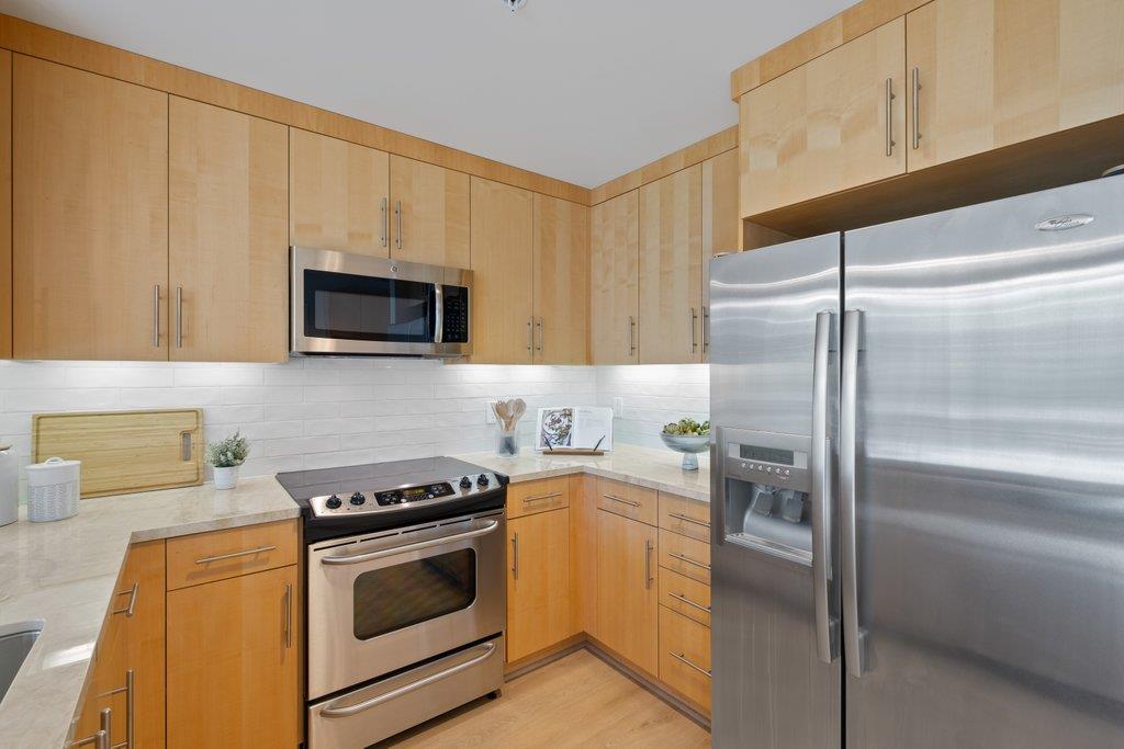 38 N Almaden BLVD 403