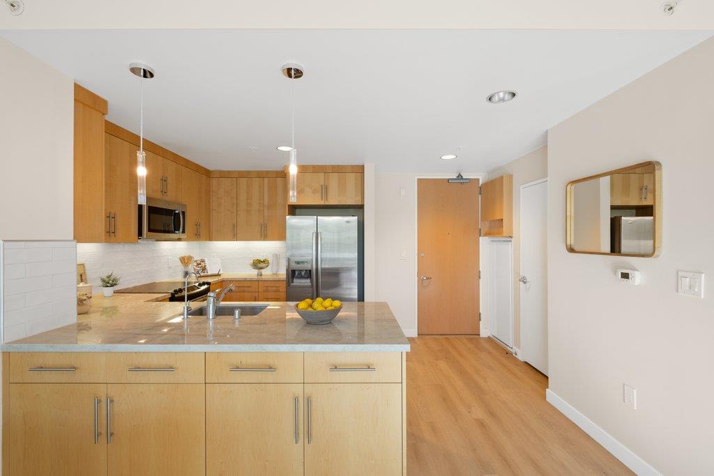 38 N Almaden BLVD 403