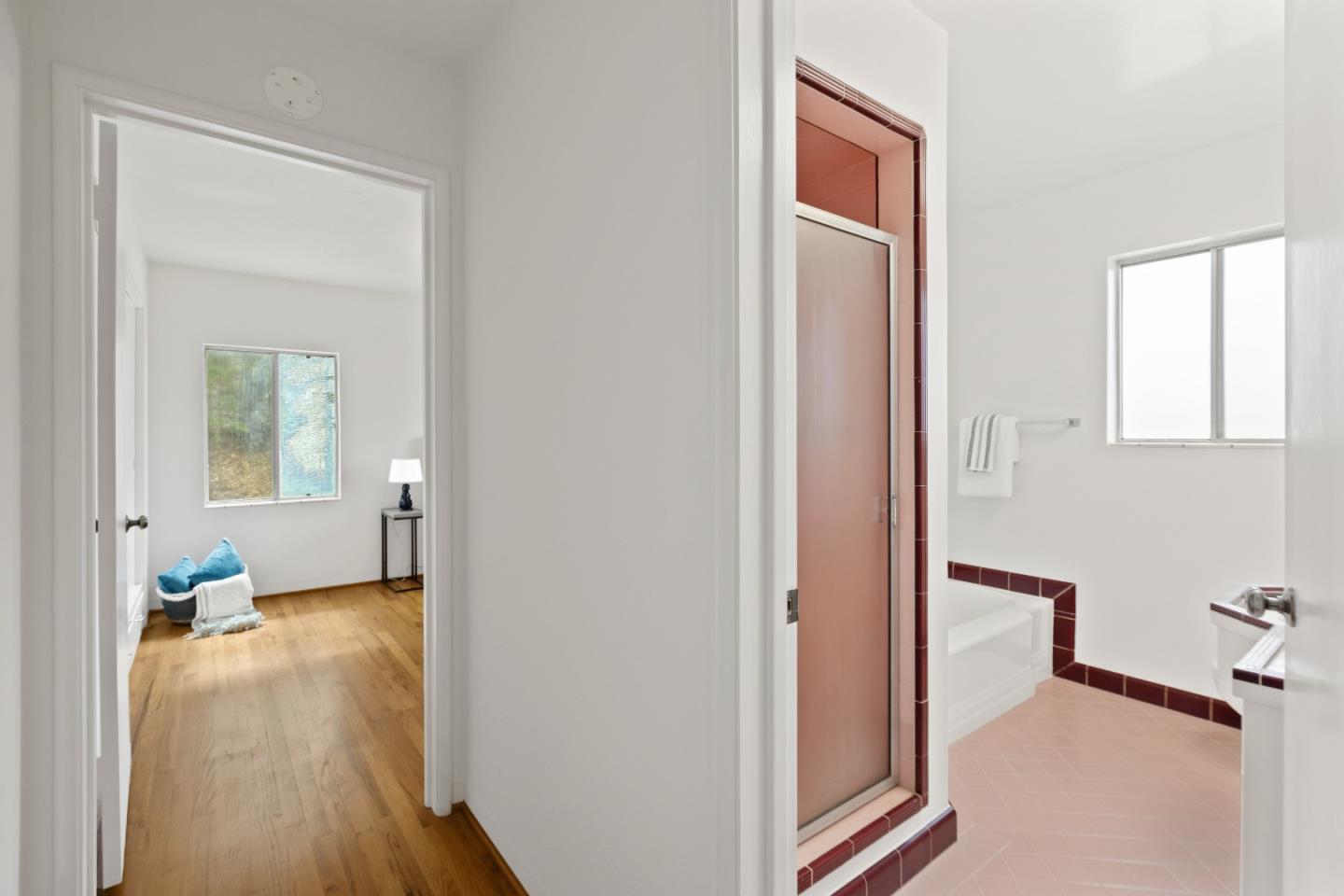 19517 Mockingbird Hill LN