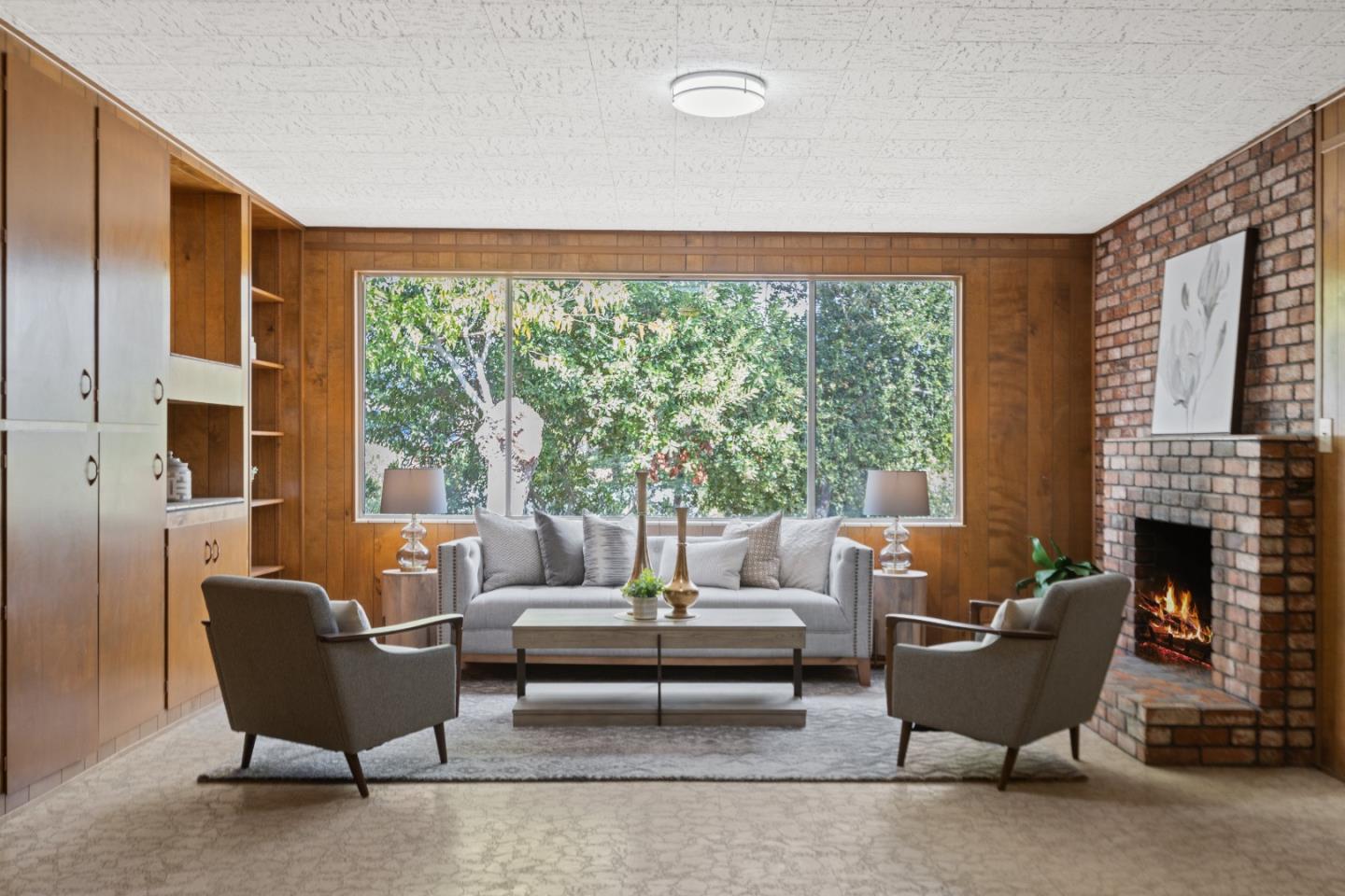 19517 Mockingbird Hill LN