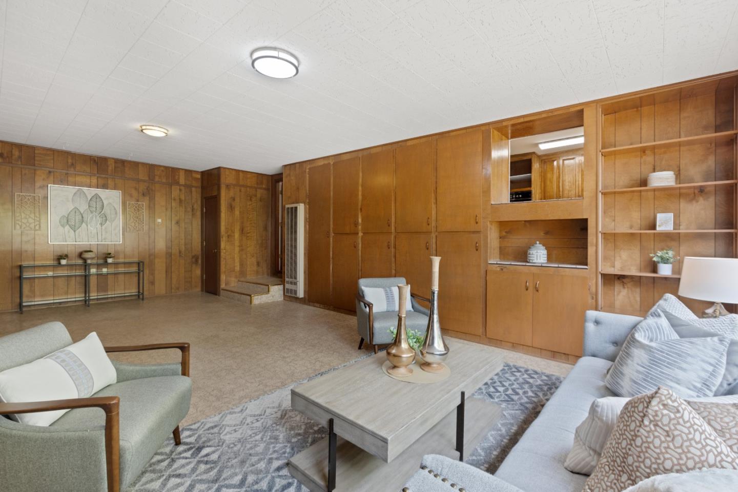 19517 Mockingbird Hill LN